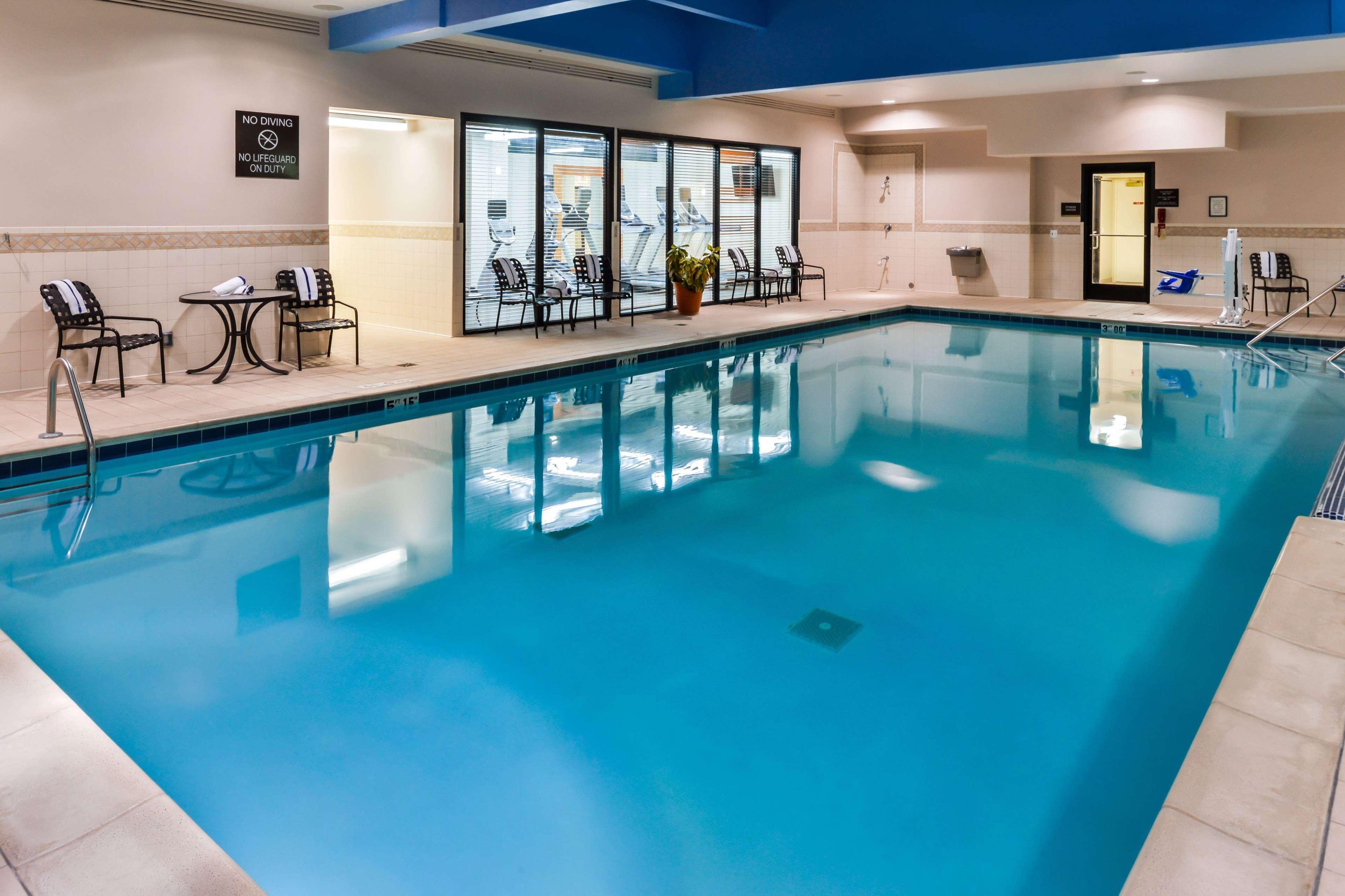Hilton Garden Inn Detroit Саутфилд Екстериор снимка