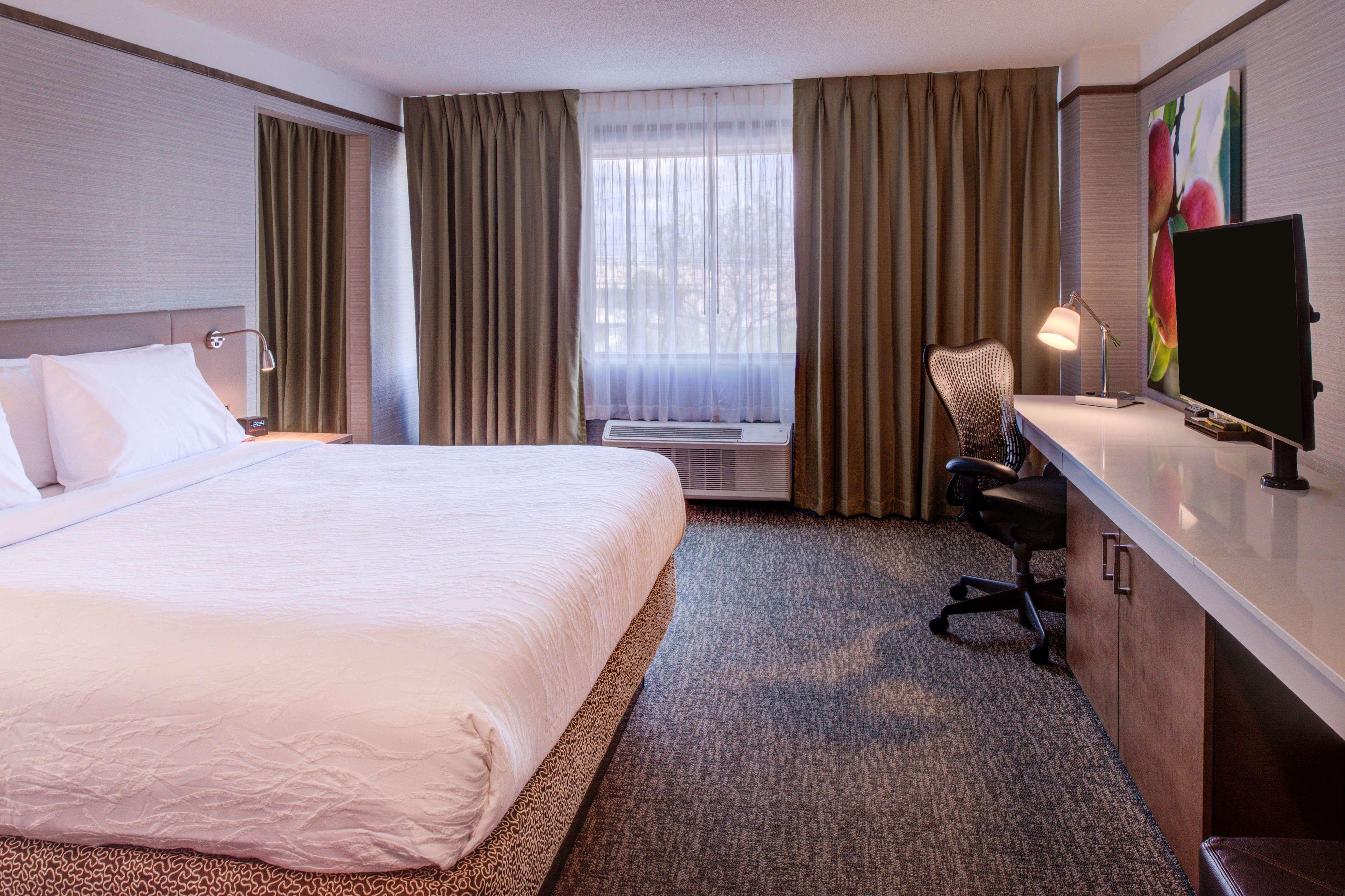 Hilton Garden Inn Detroit Саутфилд Екстериор снимка