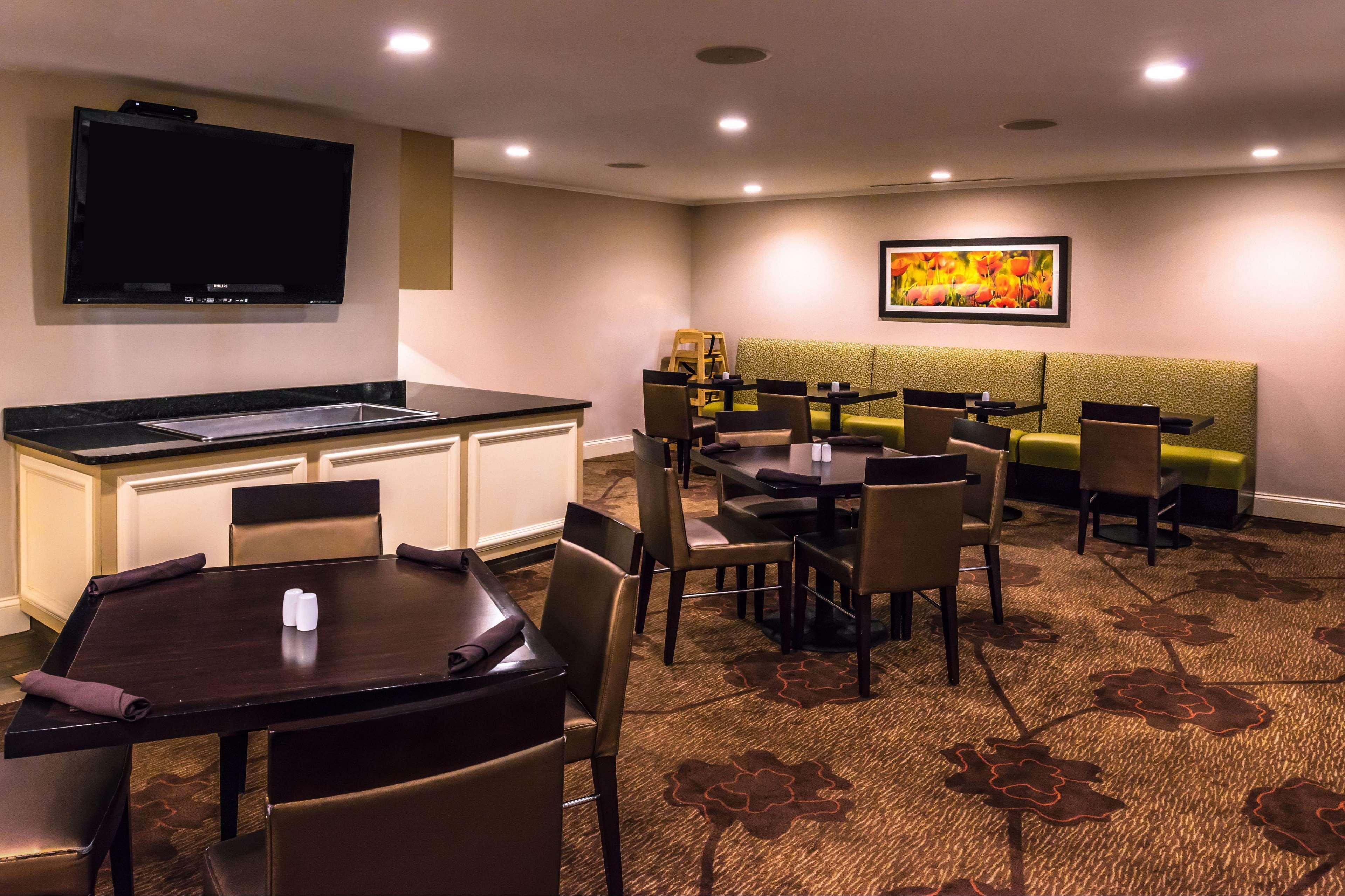 Hilton Garden Inn Detroit Саутфилд Екстериор снимка