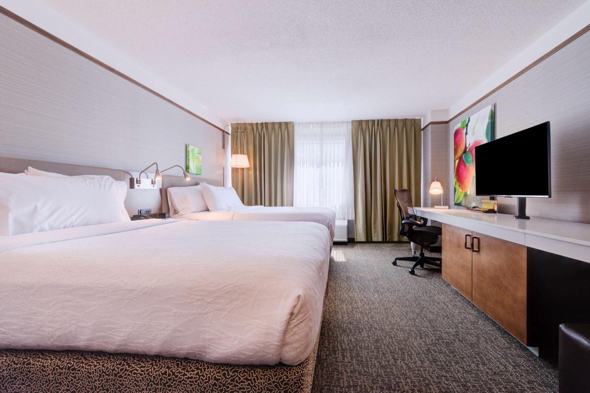 Hilton Garden Inn Detroit Саутфилд Екстериор снимка